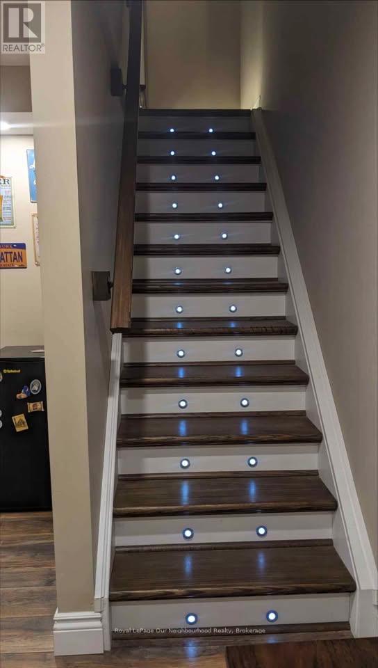 196 Pressed Brick Drive, Brampton, Ontario  L6V 4K7 - Photo 6 - W12898398