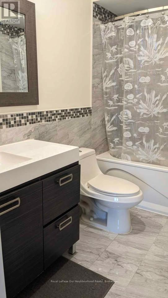 196 Pressed Brick Drive, Brampton, Ontario  L6V 4K7 - Photo 9 - W12898398