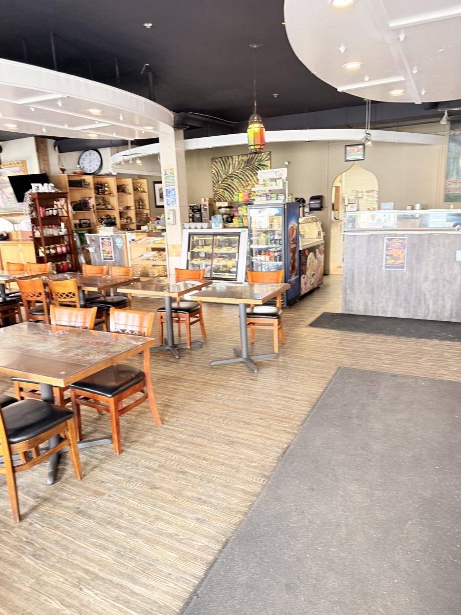 10032  101 Ave, Grande Prairie, Alberta  T8V 2P9 - Photo 6 - 44647376