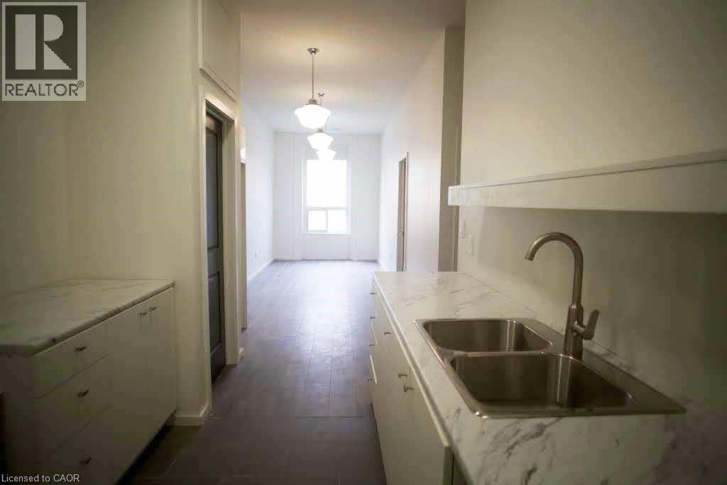 278 N John Street N, Hamilton, Ontario  L8L 4P7 - Photo 8 - 40817667