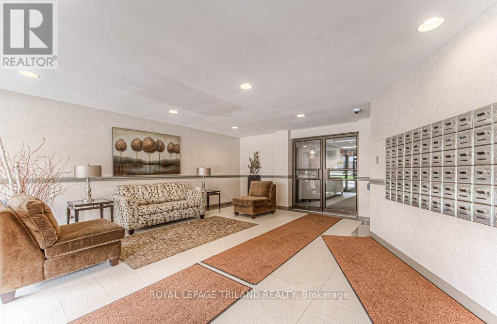 403 - 20 Ellen Street, Kitchener, Ontario  N3H 6R7 - Photo 12 - X12962022