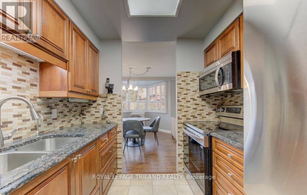 403 - 20 Ellen Street, Kitchener, Ontario  N3H 6R7 - Photo 14 - X12962022