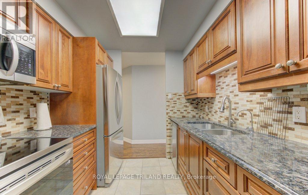 403 - 20 Ellen Street, Kitchener, Ontario  N3H 6R7 - Photo 18 - X12962022