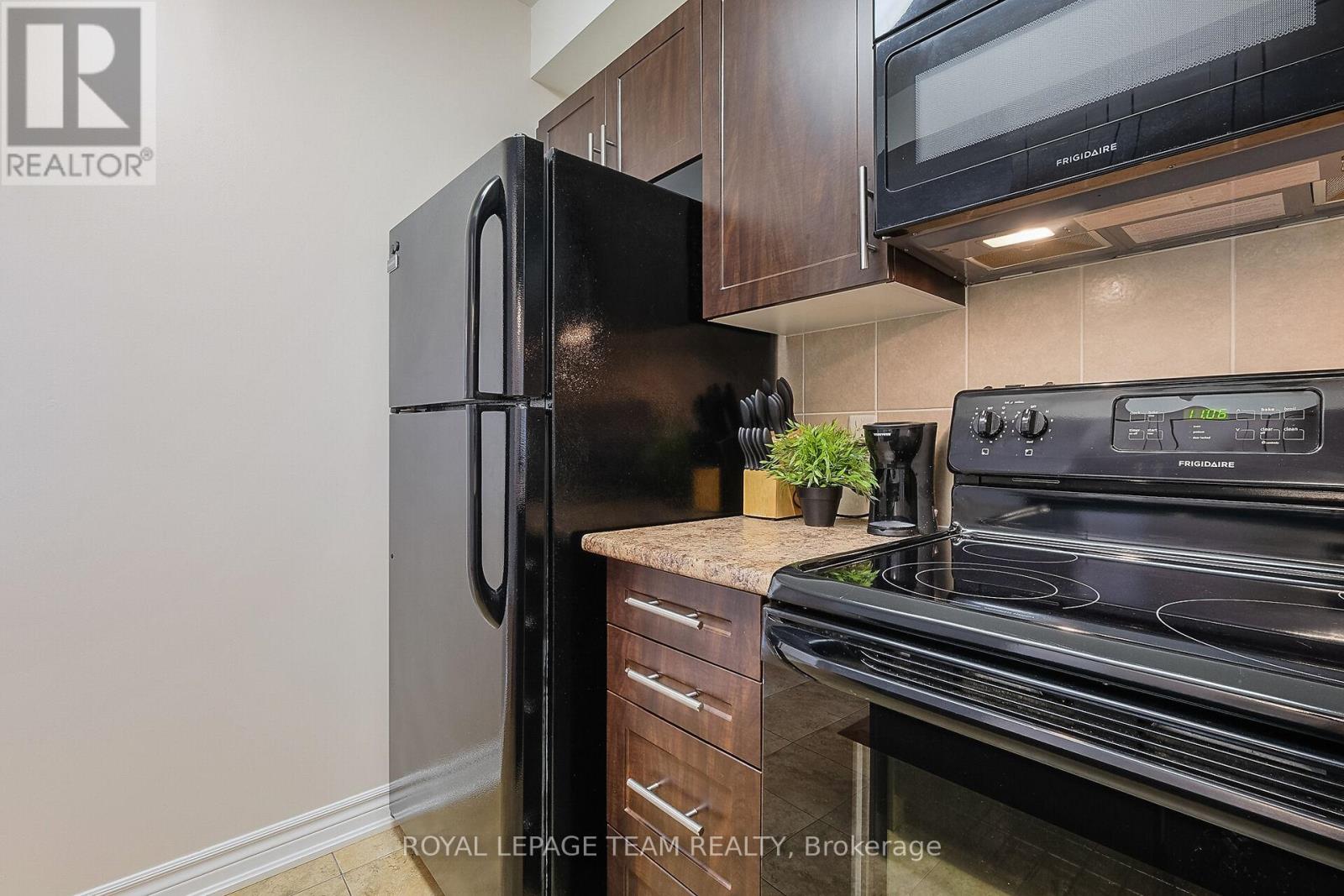 1904a - 234 Rideau Street, Ottawa, Ontario  K1N 0A9 - Photo 7 - X12962052