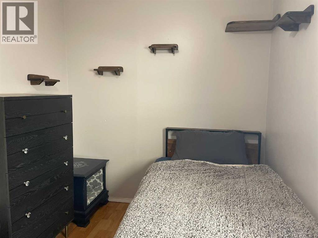 1709 1 Ave  N, Lethbridge, Alberta  T1H 0A5 - Photo 10 - A2298979