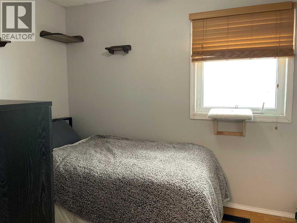 1709 1 Ave  N, Lethbridge, Alberta  T1H 0A5 - Photo 11 - A2298979