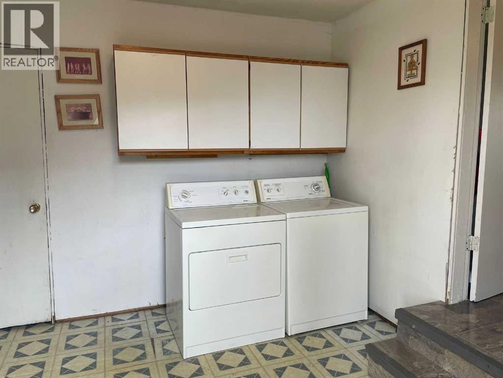 1709 1 Ave  N, Lethbridge, Alberta  T1H 0A5 - Photo 14 - A2298979