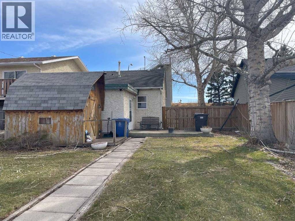 1709 1 Ave  N, Lethbridge, Alberta  T1H 0A5 - Photo 17 - A2298979