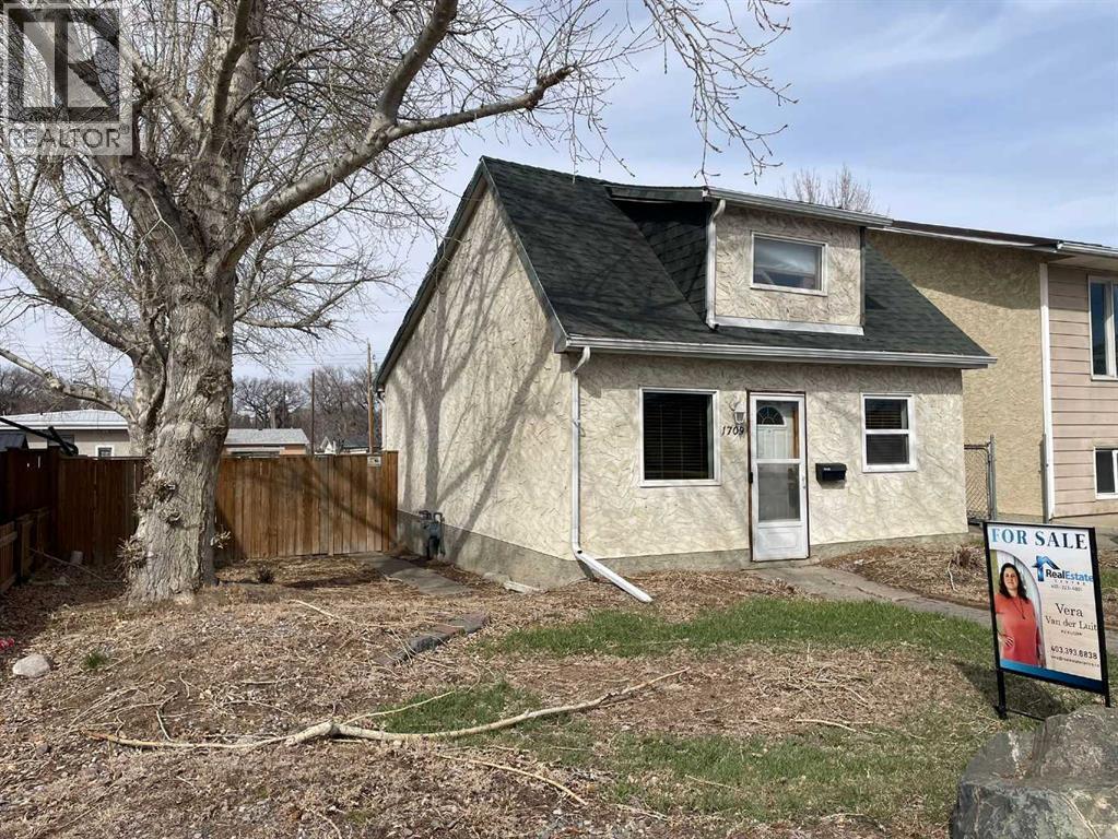 1709 1 Ave  N, Lethbridge, Alberta  T1H 0A5 - Photo 19 - A2298979