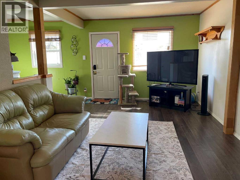 1709 1 Ave  N, Lethbridge, Alberta  T1H 0A5 - Photo 2 - A2298979