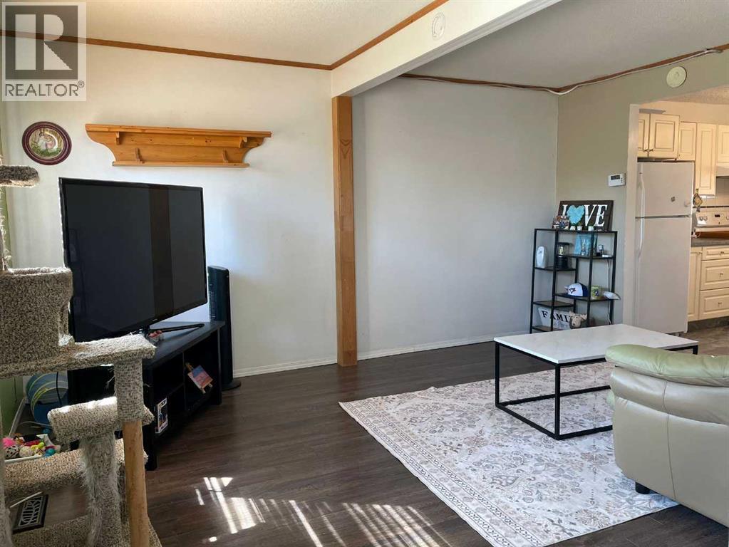 1709 1 Ave  N, Lethbridge, Alberta  T1H 0A5 - Photo 4 - A2298979