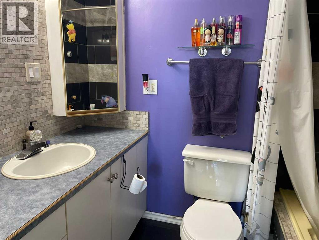 1709 1 Ave  N, Lethbridge, Alberta  T1H 0A5 - Photo 8 - A2298979