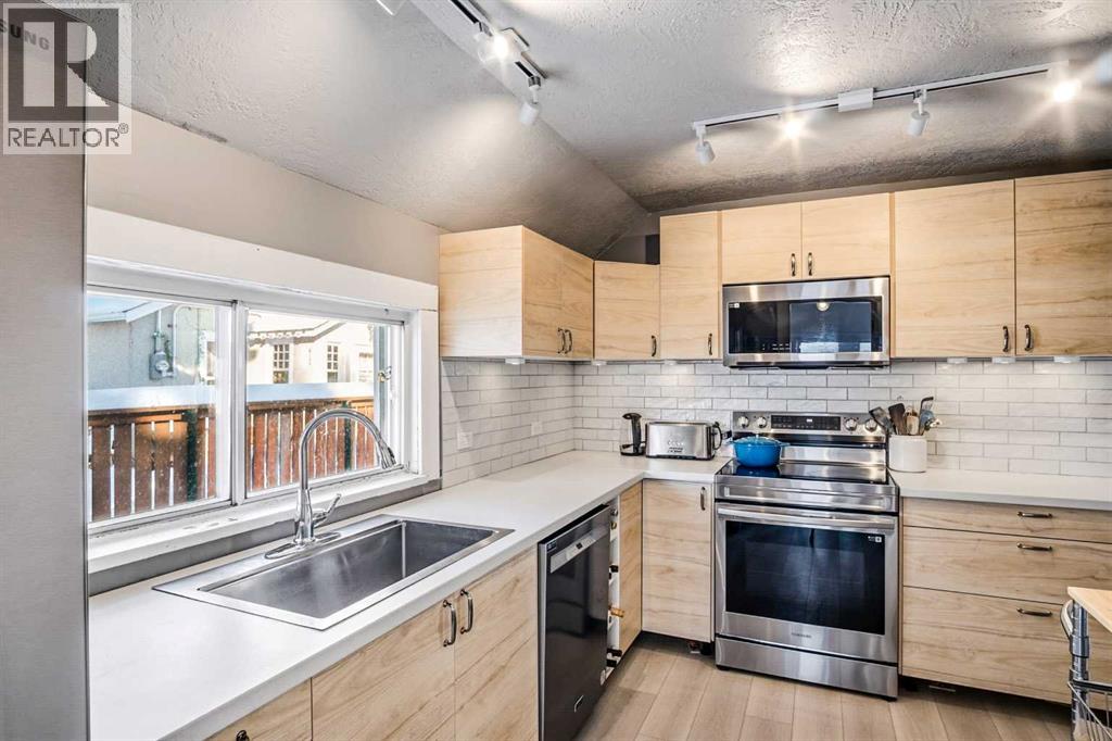 4915 52 Avenue, Eckville, Alberta  T0M 0X0 - Photo 14 - A2294141