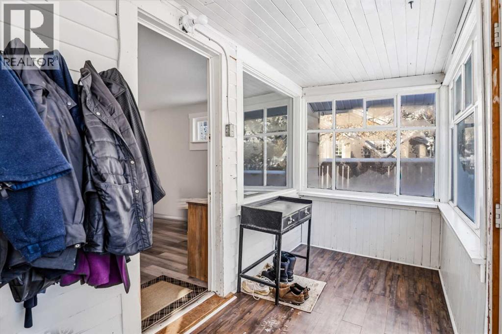 4915 52 Avenue, Eckville, Alberta  T0M 0X0 - Photo 5 - A2294141