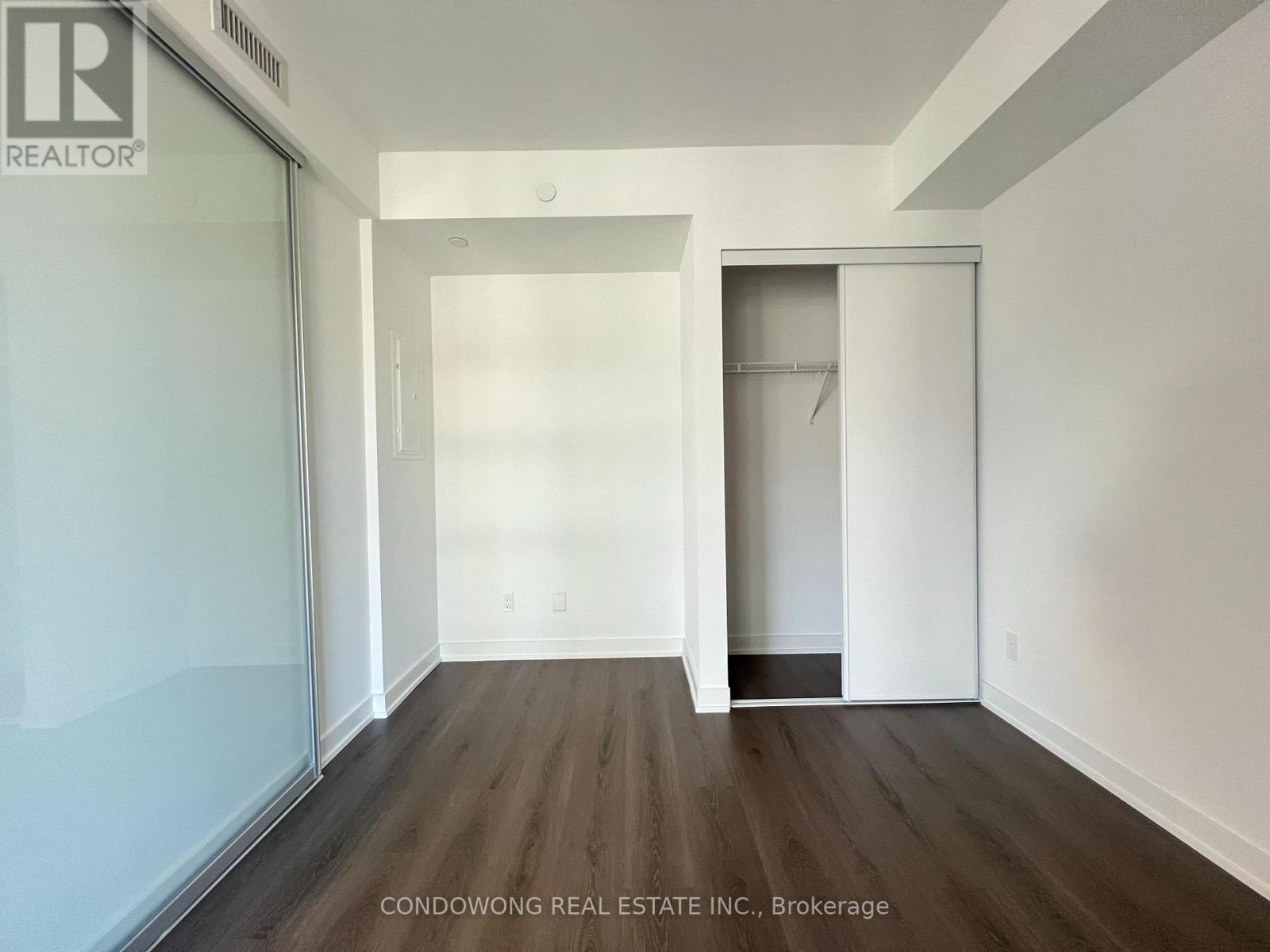 4905 - 8 Wellesley Street W, Toronto, Ontario  M4Y 0J5 - Photo 5 - C12962016