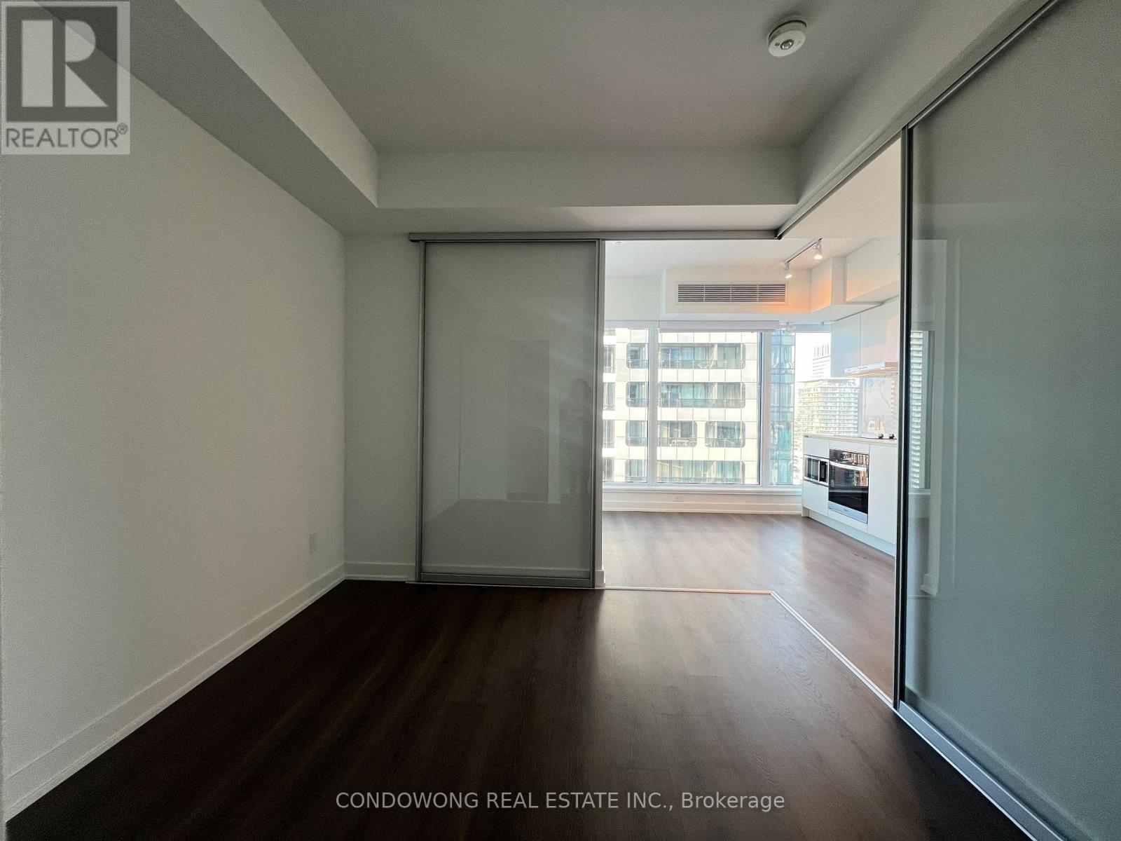 4905 - 8 Wellesley Street W, Toronto, Ontario  M4Y 0J5 - Photo 6 - C12962016