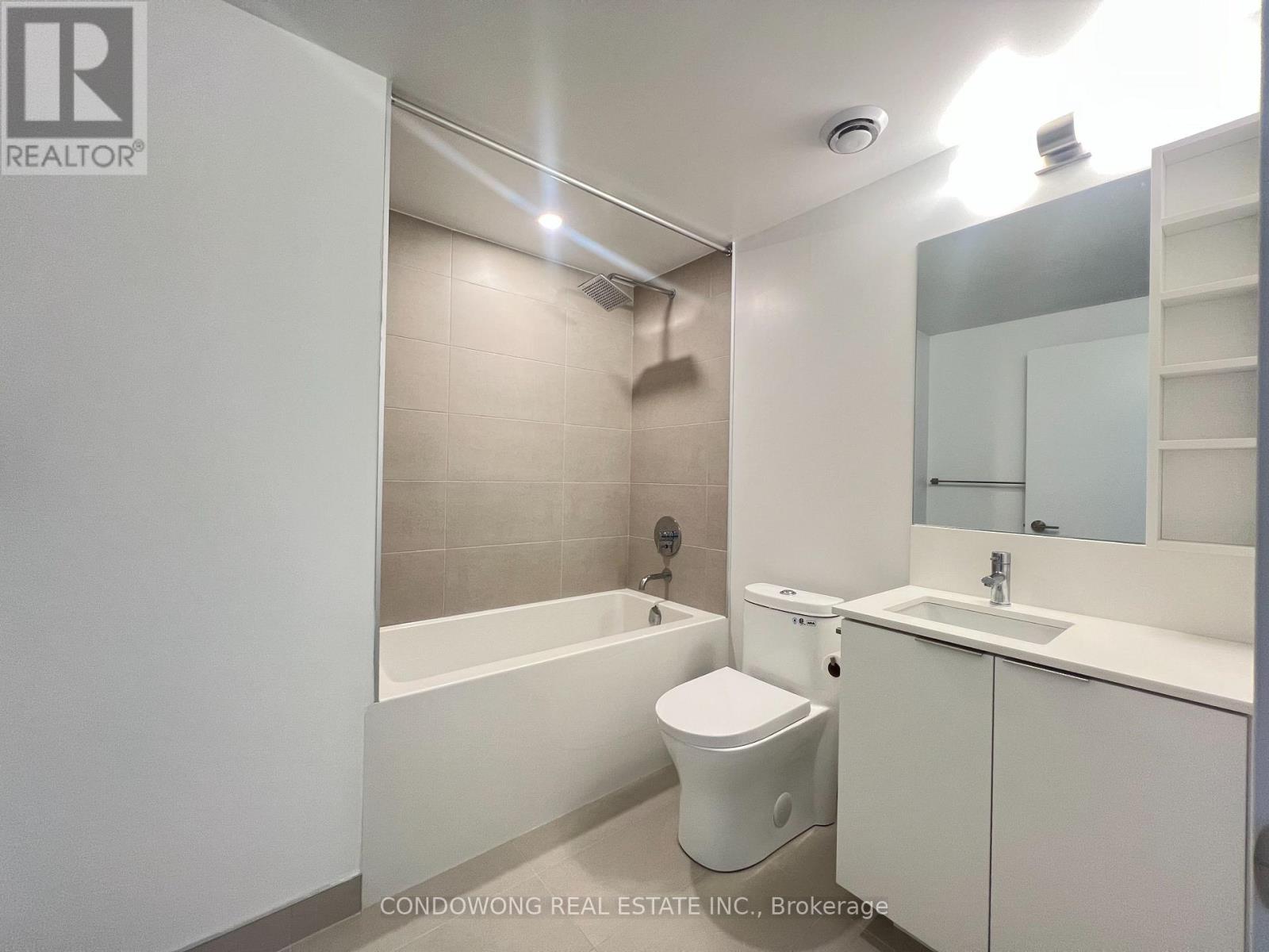 4905 - 8 Wellesley Street W, Toronto, Ontario  M4Y 0J5 - Photo 7 - C12962016