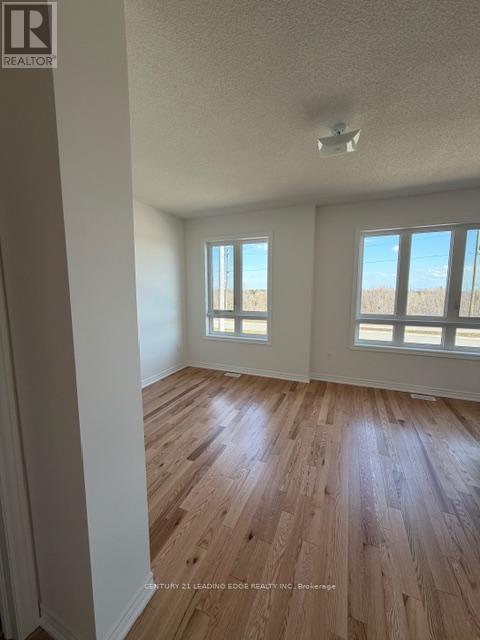 2906 Peter Matthews Drive, Pickering, Ontario  L1V 2P8 - Photo 7 - E12962010