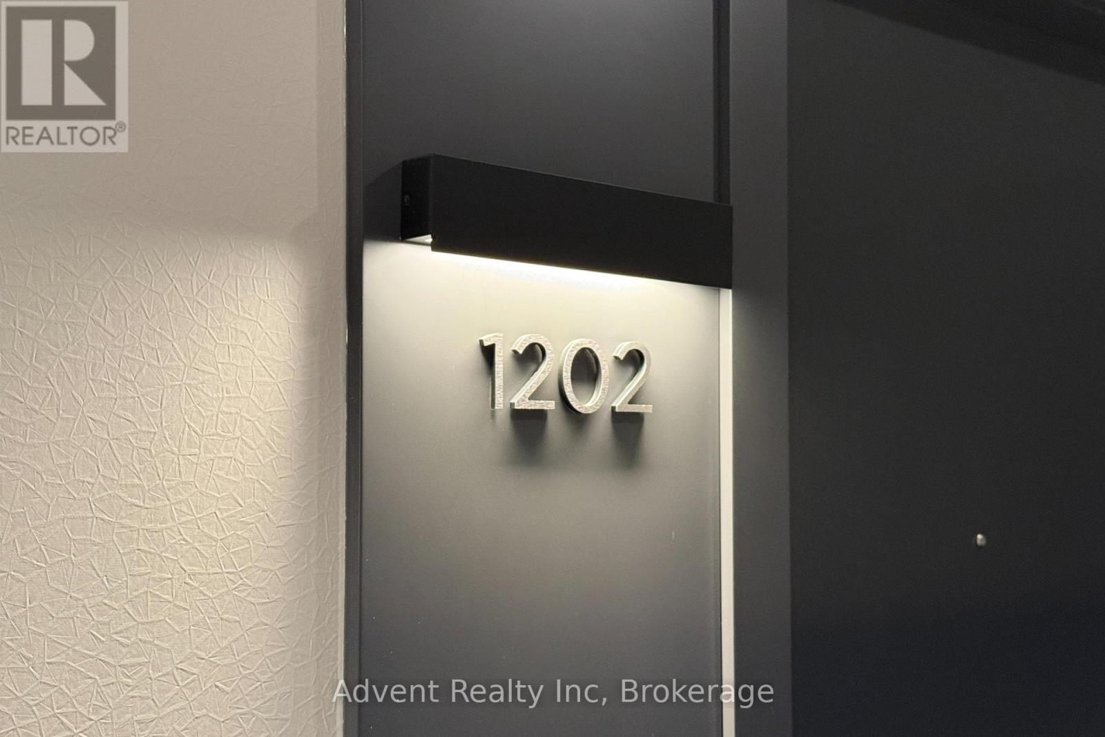 1202 - 12 Gandhi Lane, Markham, Ontario  L3T 0G8 - Photo 3 - N12962040