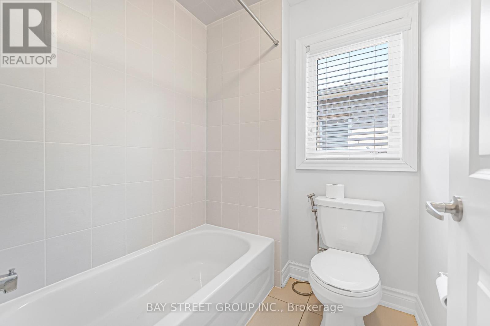 60 Mohandas Drive, Markham, Ontario  L3S 0E5 - Photo 35 - N12962056