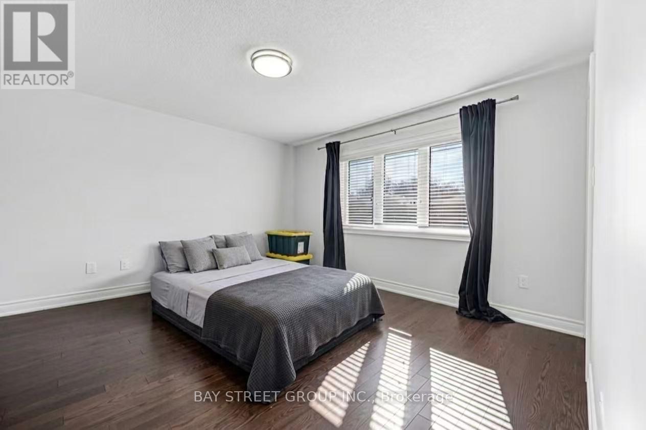 60 Mohandas Drive, Markham, Ontario  L3S 0E5 - Photo 44 - N12962056