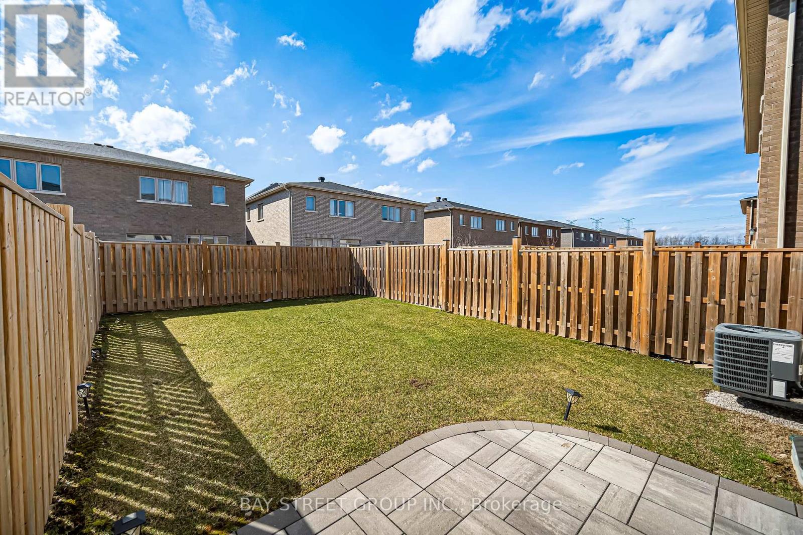 60 Mohandas Drive, Markham, Ontario  L3S 0E5 - Photo 49 - N12962056