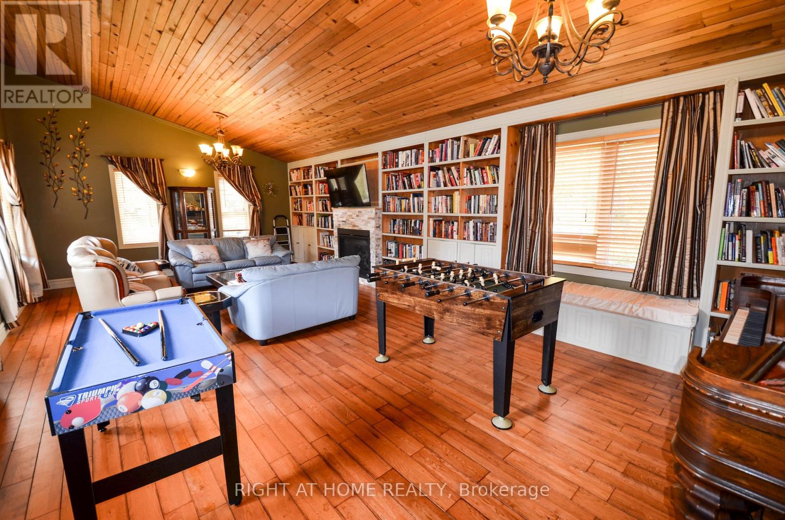 49 Winfield Drive, Tay (Victoria Harbour), Ontario  L0K 2A0 - Photo 2 - S12962054