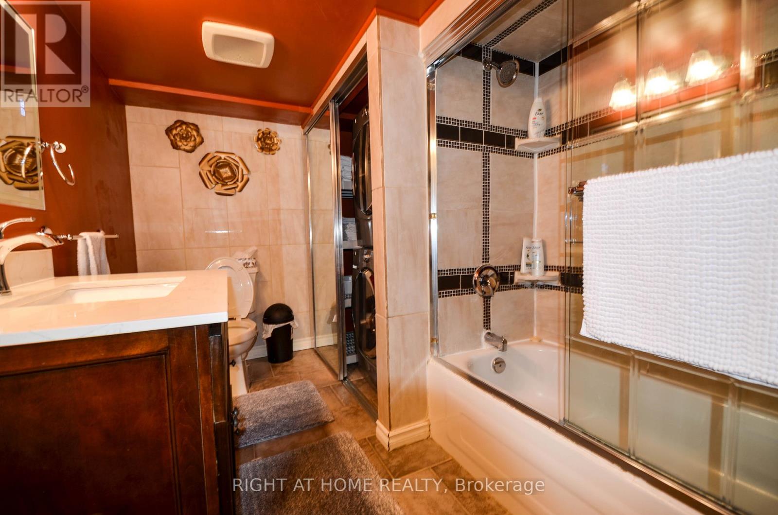 49 Winfield Drive, Tay (Victoria Harbour), Ontario  L0K 2A0 - Photo 7 - S12962054