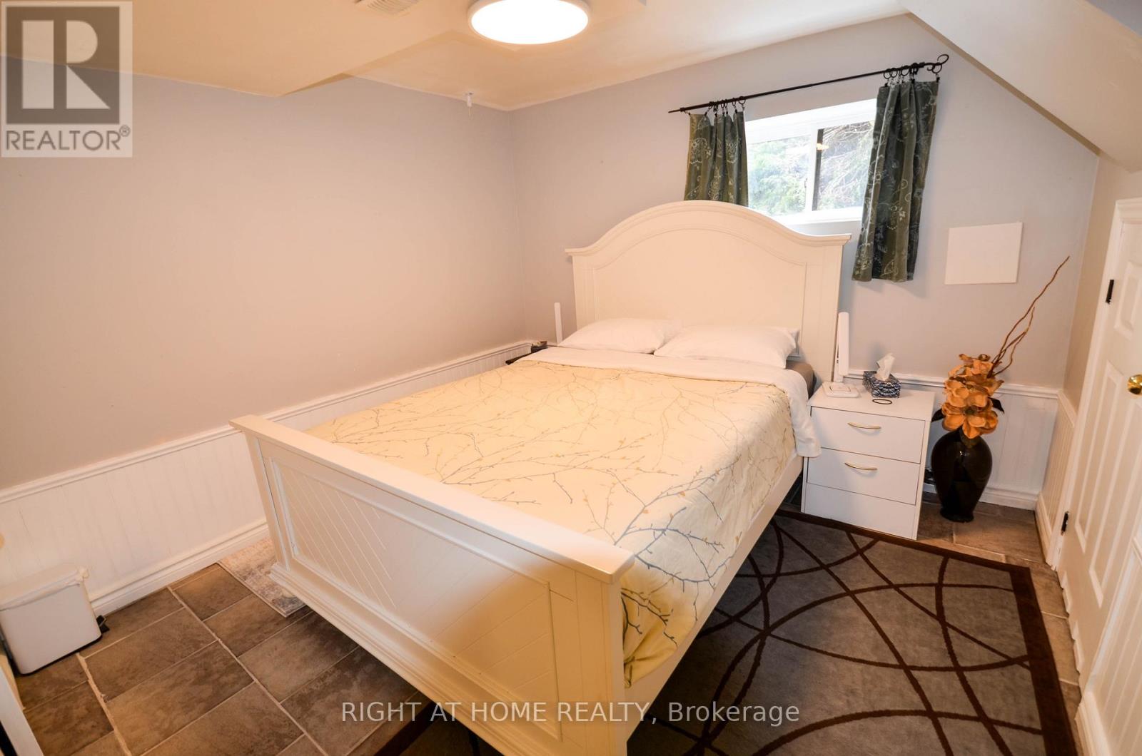 49 Winfield Drive, Tay (Victoria Harbour), Ontario  L0K 2A0 - Photo 8 - S12962054