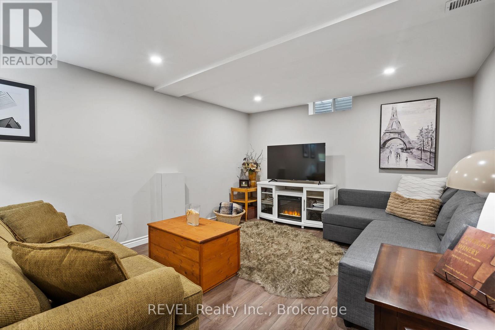 60 October Drive, St. Catharines, Ontario  L2N 6J6 - Photo 27 - X12961822