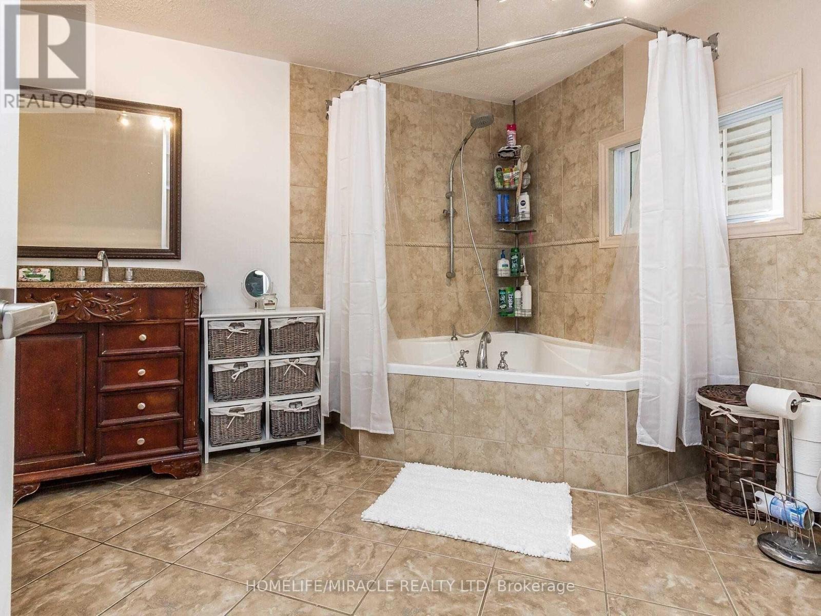 103 River Road, Brampton, Ontario  L6X 0A9 - Photo 4 - W12962008