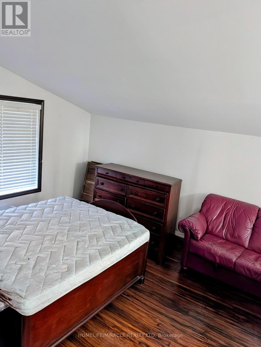 103 River Road, Brampton, Ontario  L6X 0A9 - Photo 7 - W12962008