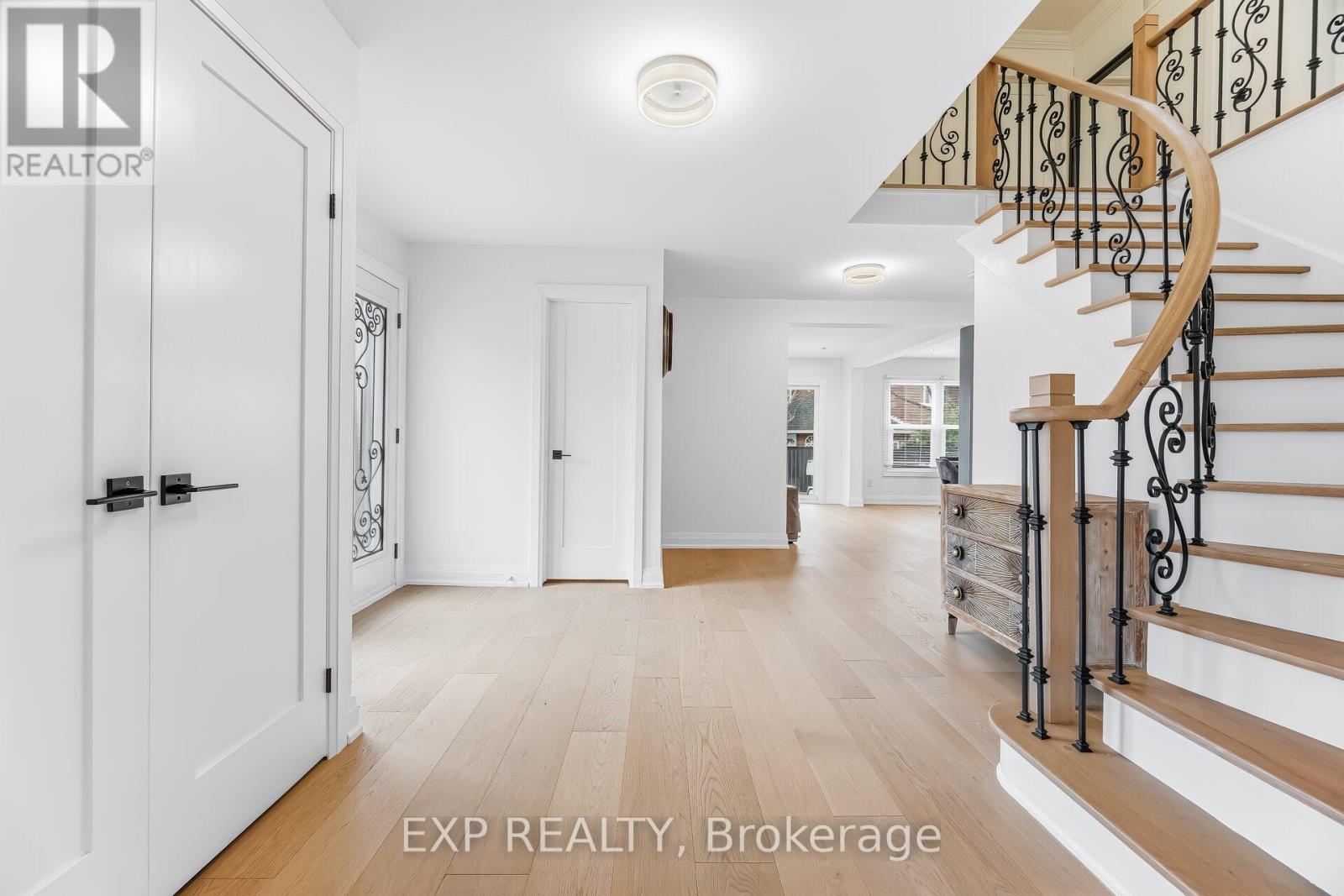 1220 Thoresby Drive, Oakville, Ontario  L6J 7K3 - Photo 20 - W12962018