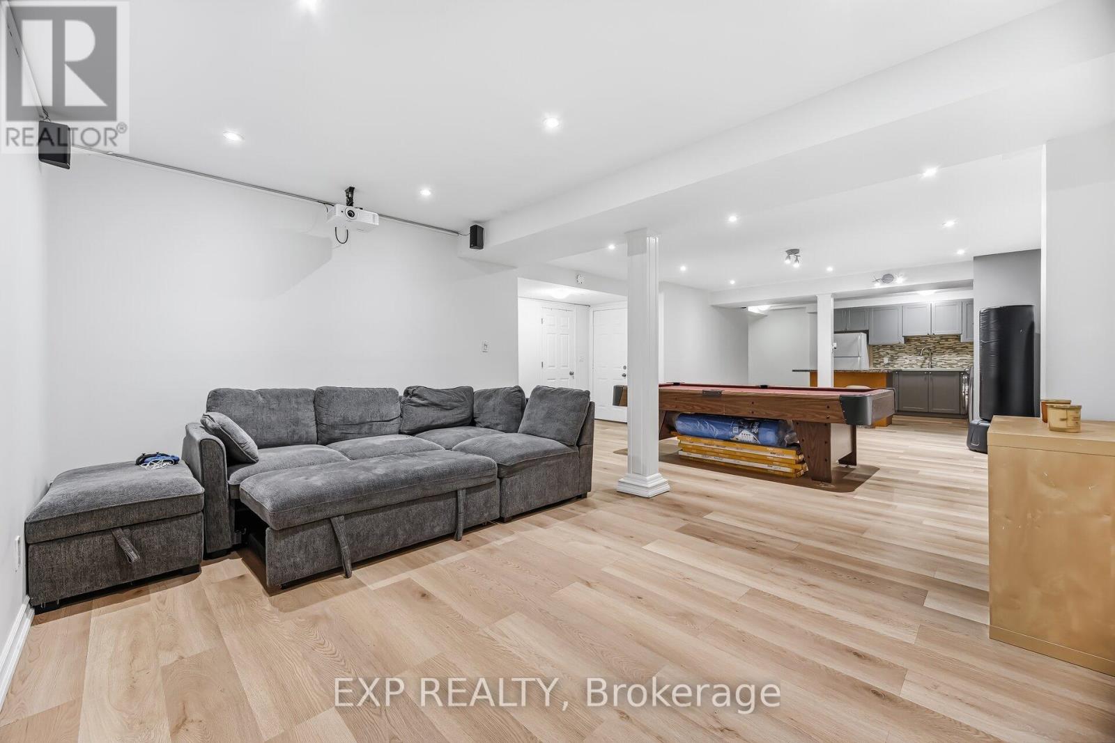 1220 Thoresby Drive, Oakville, Ontario  L6J 7K3 - Photo 42 - W12962018