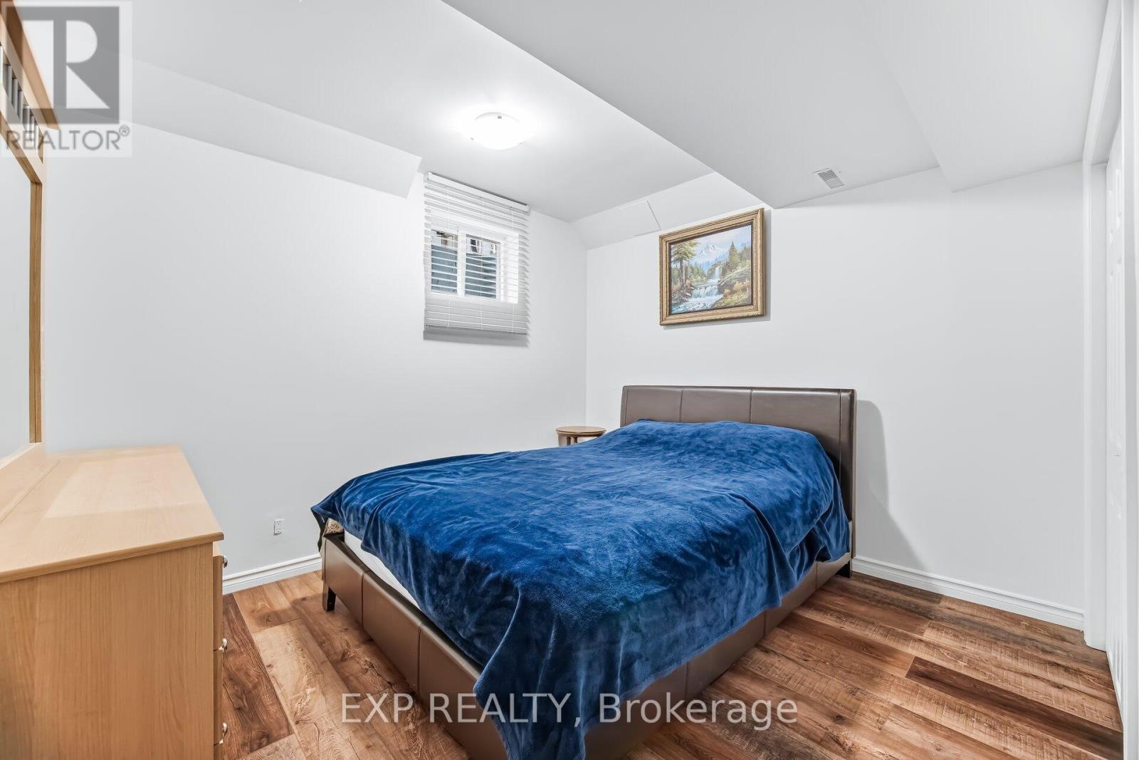 1220 Thoresby Drive, Oakville, Ontario  L6J 7K3 - Photo 44 - W12962018