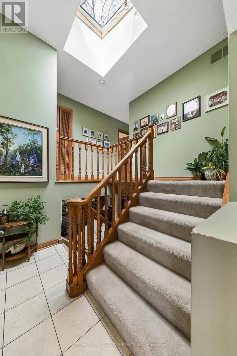 1431 Queen Victoria Avenue, Mississauga, Ontario  L5H 3H2 - Photo 24 - W12962028