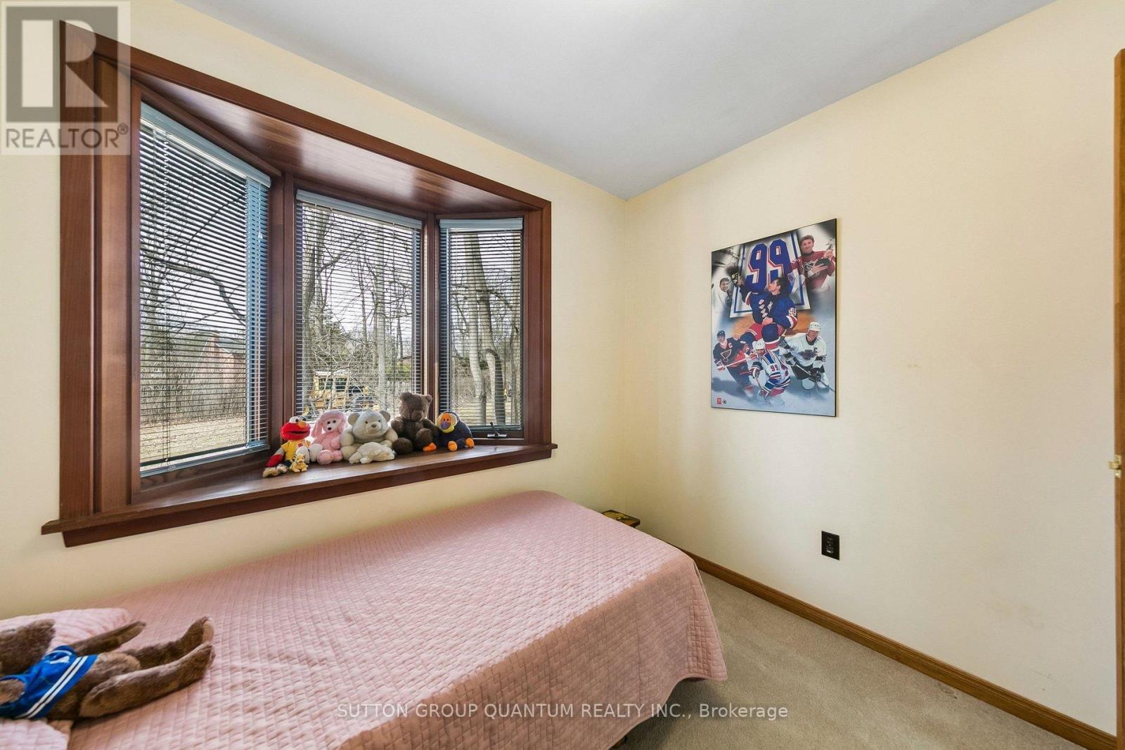 1431 Queen Victoria Avenue, Mississauga, Ontario  L5H 3H2 - Photo 28 - W12962028