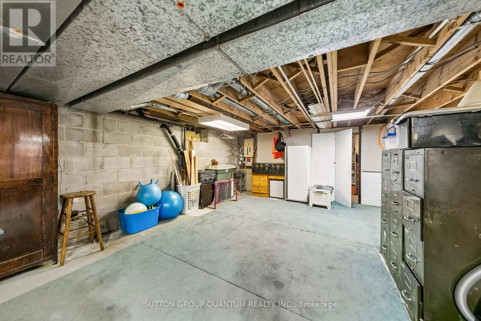 1431 Queen Victoria Avenue, Mississauga, Ontario  L5H 3H2 - Photo 48 - W12962028