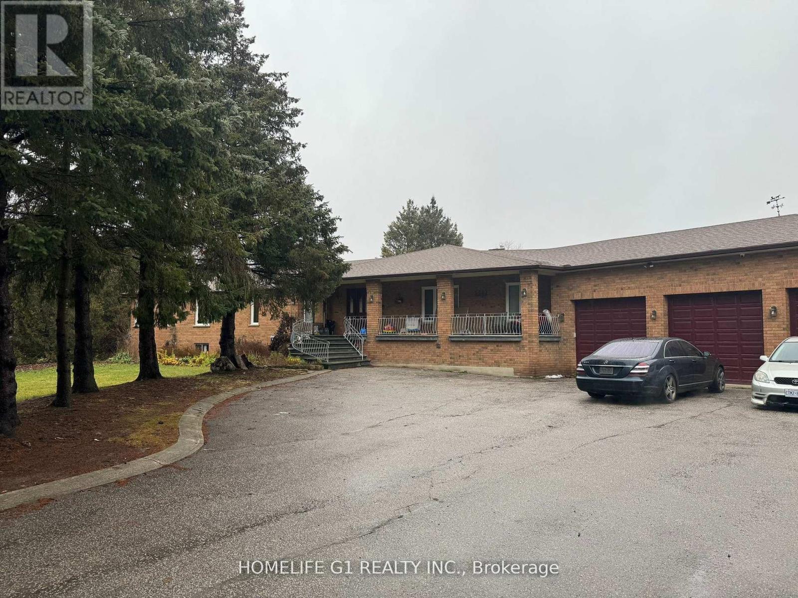 8 ROSEGARDEN DRIVE, Brampton, Ontario