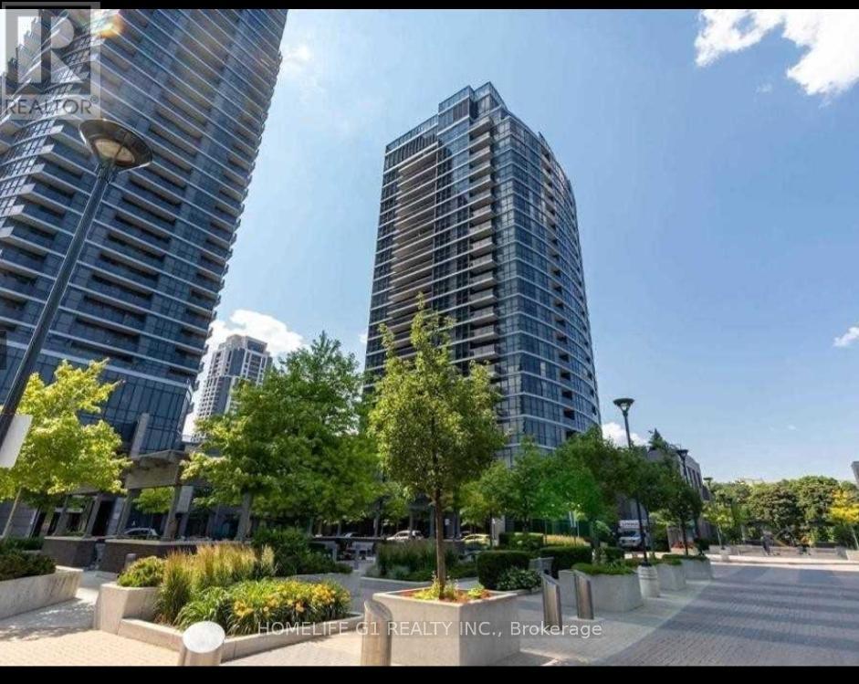 1 Valhalla Road, Toronto, Ontario  M9B 1S9 - Photo 2 - W12962070