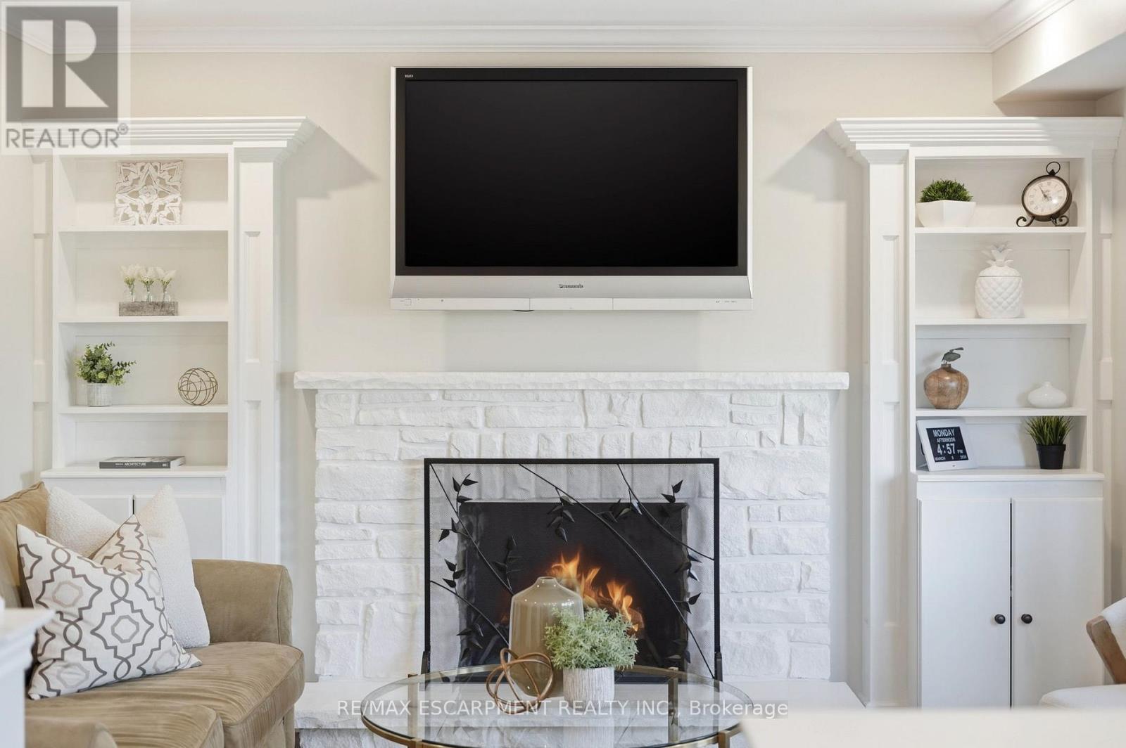 2443 Newport Street, Burlington, Ontario  L7M 3Y1 - Photo 11 - W12962080