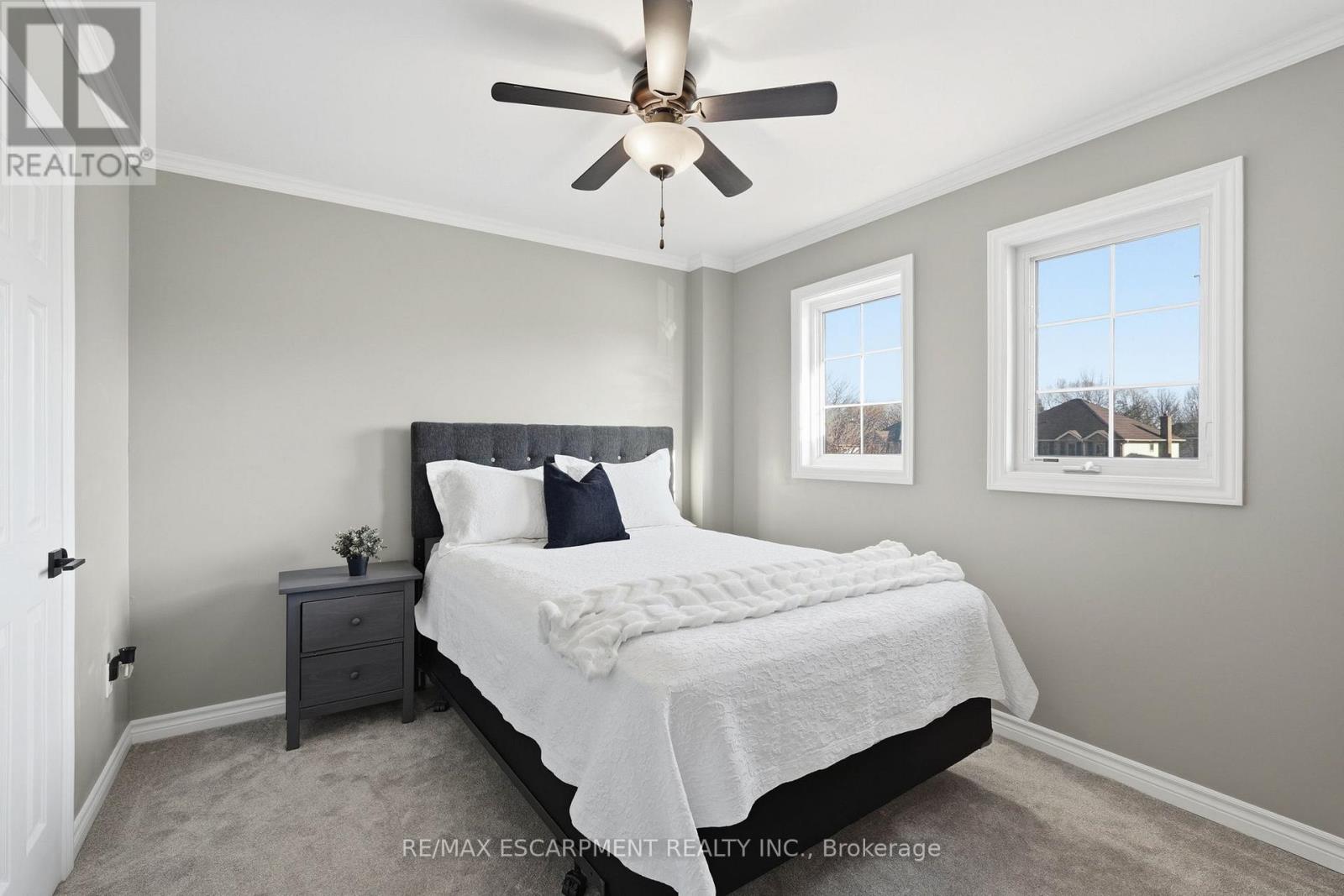 2443 Newport Street, Burlington, Ontario  L7M 3Y1 - Photo 33 - W12962080