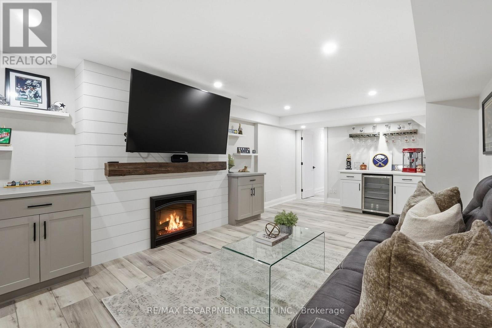 2443 Newport Street, Burlington, Ontario  L7M 3Y1 - Photo 35 - W12962080