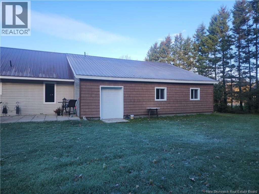 16032 Route 105, Dsl De Drummond/dsl Of Drummond, New Brunswick  E3Y 2H9 - Photo 11 - NB135844