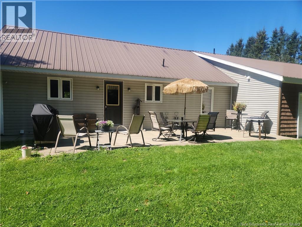 16032 Route 105, Dsl De Drummond/dsl Of Drummond, New Brunswick  E3Y 2H9 - Photo 4 - NB135844