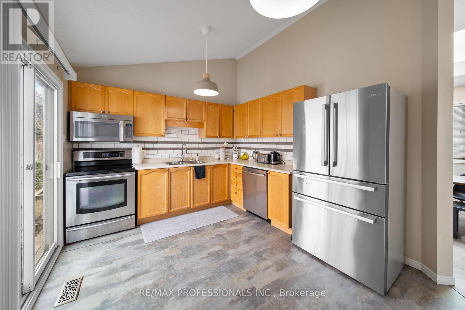 522 Trico Drive, Cambridge, Ontario  N3H 5M5 - Photo 7 - X12962036