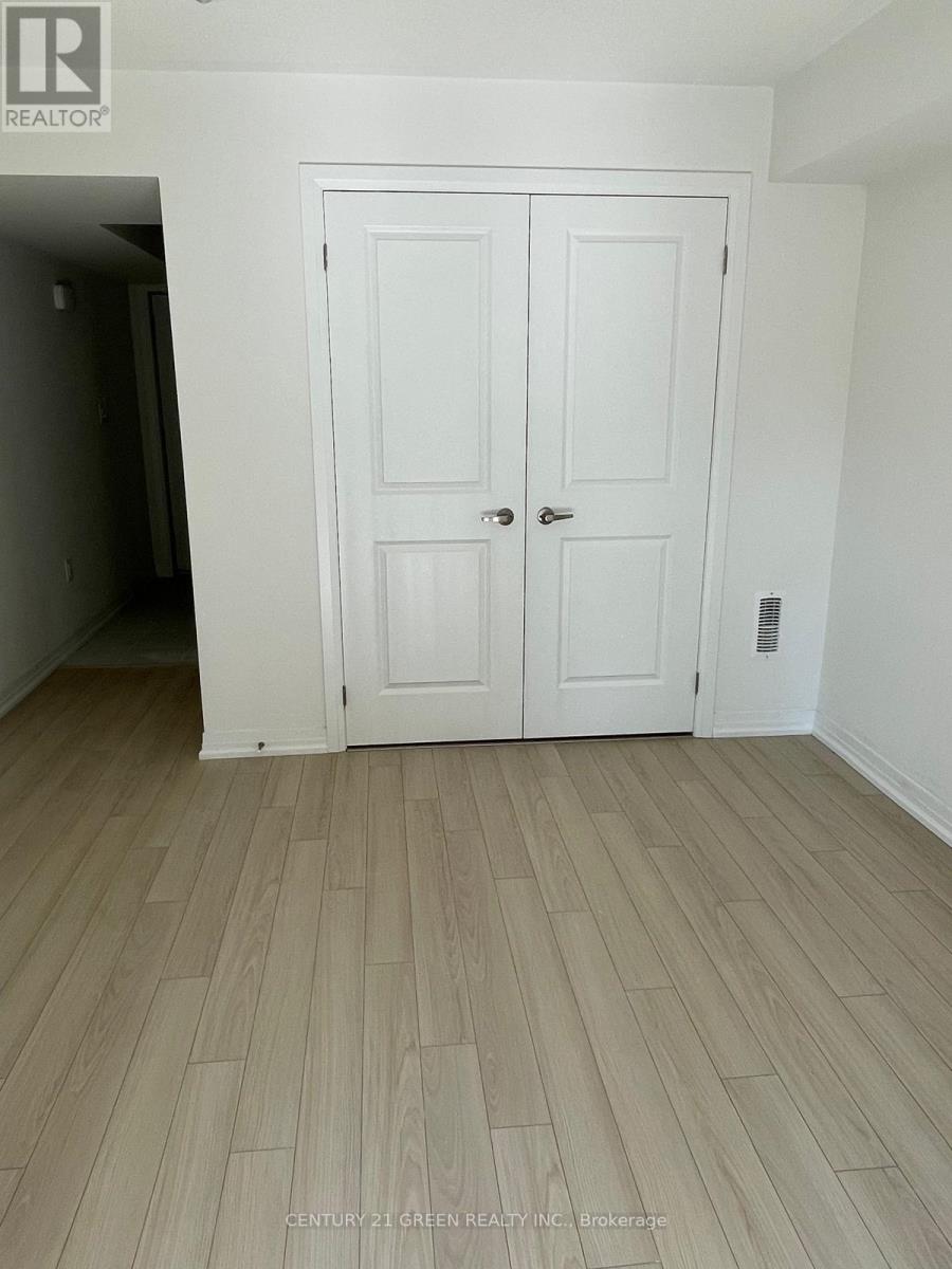 6 Sidney Rose Common, St. Catharines, Ontario  L2T 0B3 - Photo 4 - X12962062