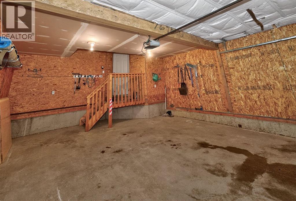 42 Royal Elm Drive Nw, Calgary, Alberta  T3G 5P7 - Photo 31 - A2298552