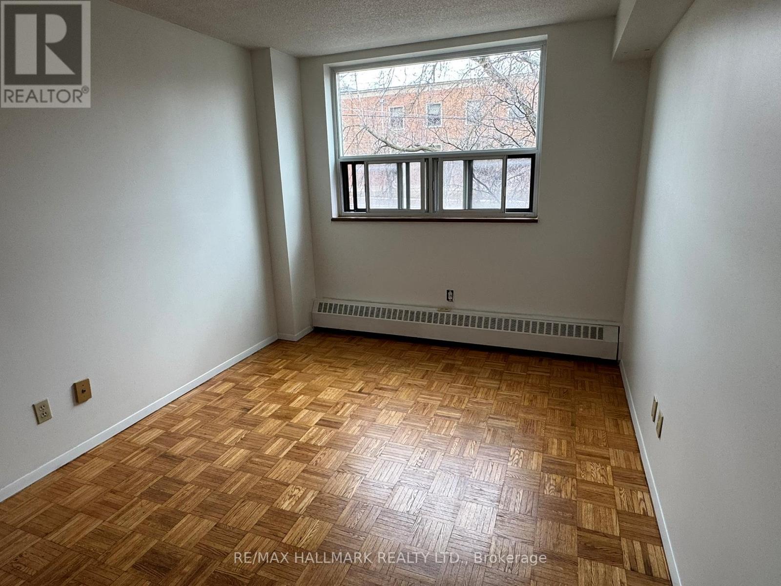 212 - 10 Sunrise Avenue, Toronto, Ontario  M4A 2R1 - Photo 11 - C12962024