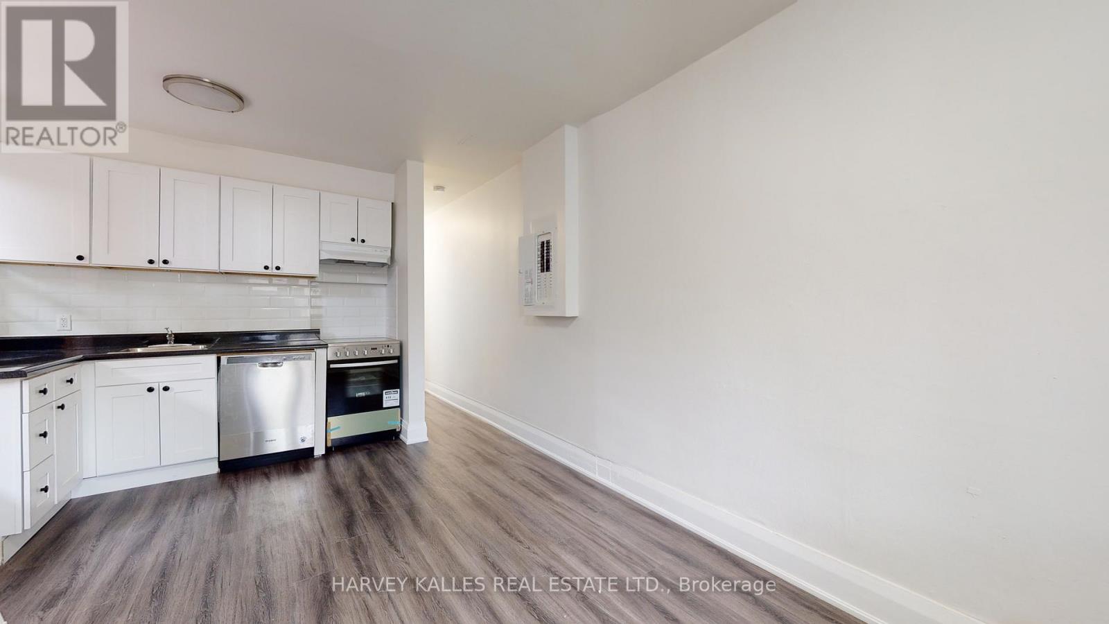 1 - 1065 Bathurst Street, Toronto, Ontario  M5R 3G8 - Photo 6 - C12797456